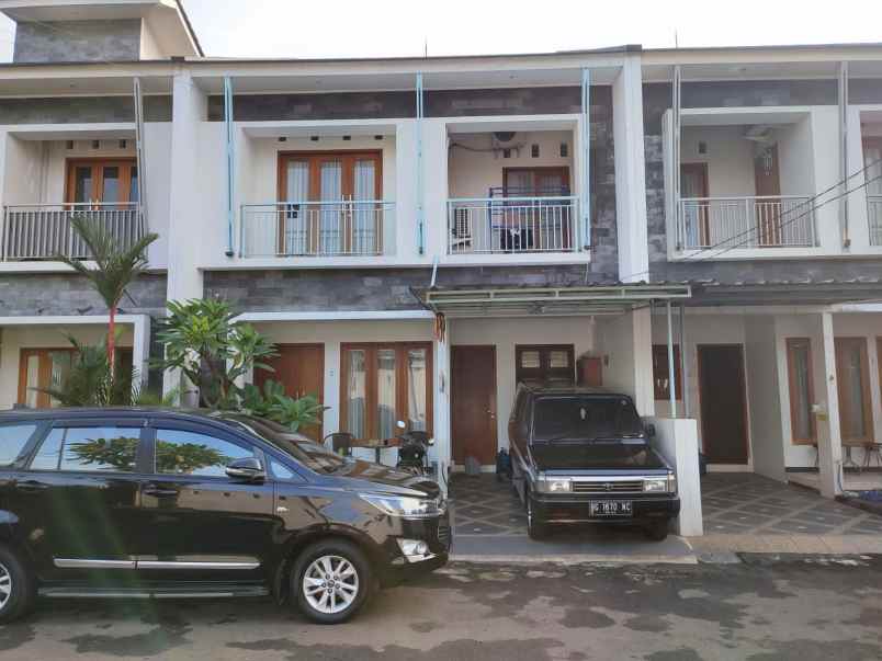 dijual rumah jati bening pondok gede bekasi