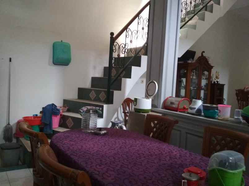 dijual rumah jatiwaringin