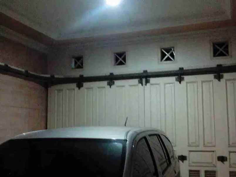 dijual rumah jatiwaringin