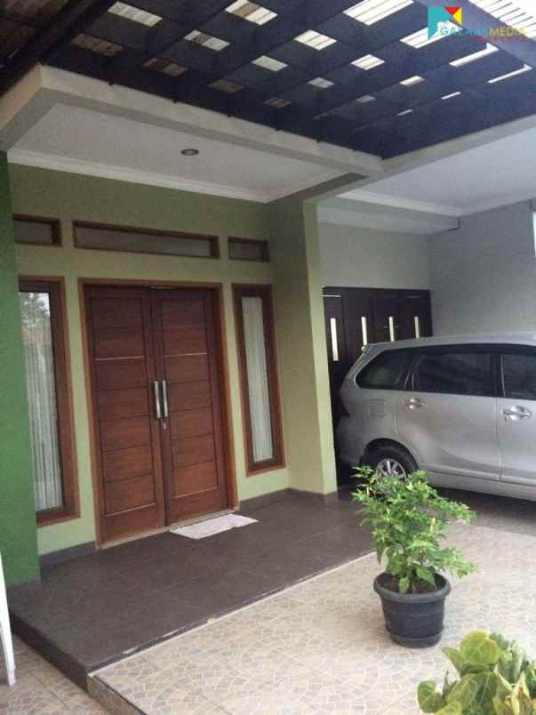 dijual rumah jatiwaringin bekasi jawa barat