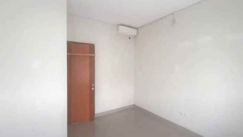 dijual rumah jatiwaringin pd gede