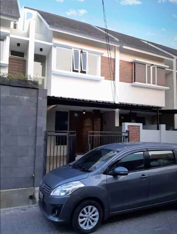 dijual rumah jatiwaringin pd gede