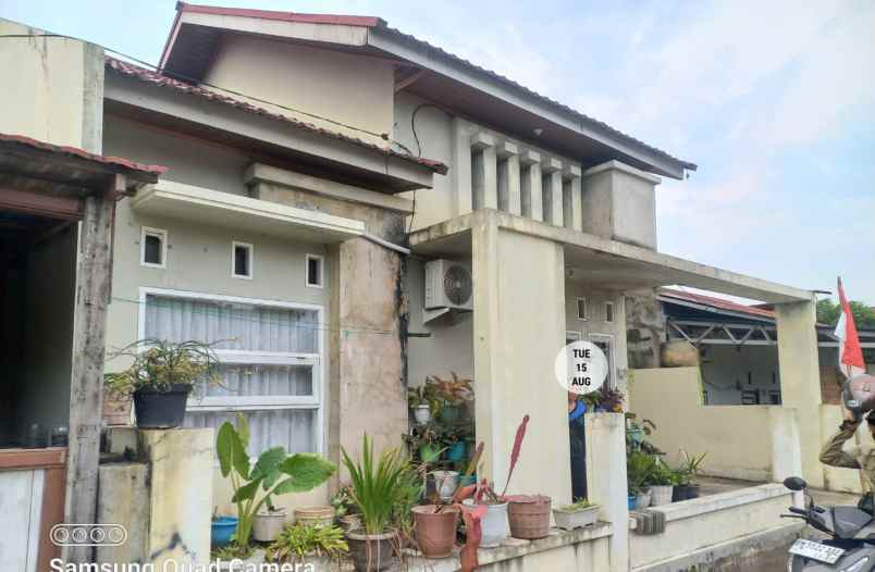 dijual rumah jl bukit barisan