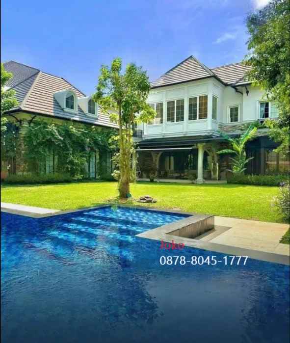 dijual rumah jl bukit golf