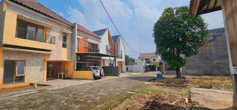 dijual rumah jl bulak wangi