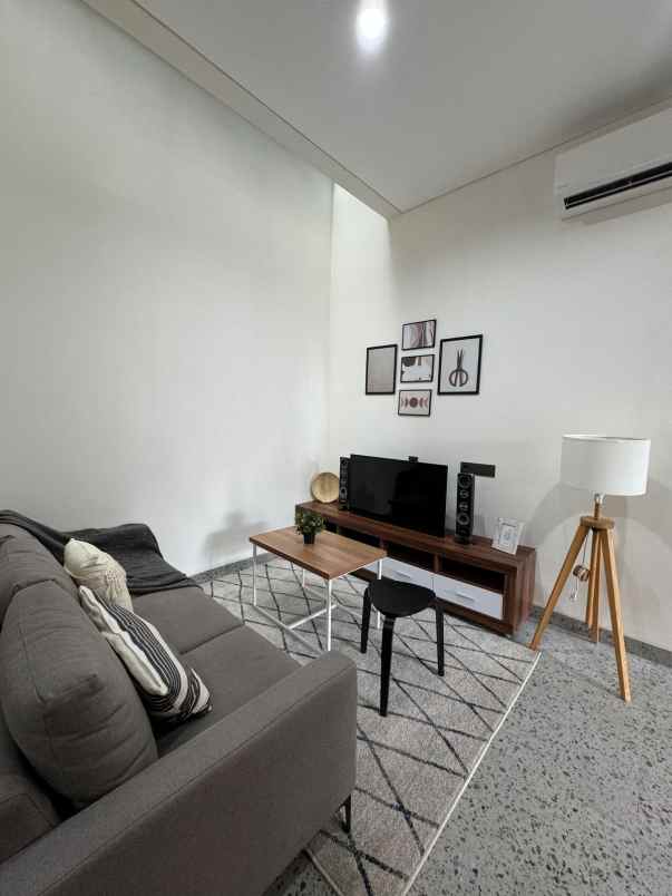 dijual rumah jl ceger raya jurang mangu