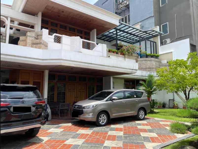 dijual rumah jl cempaka