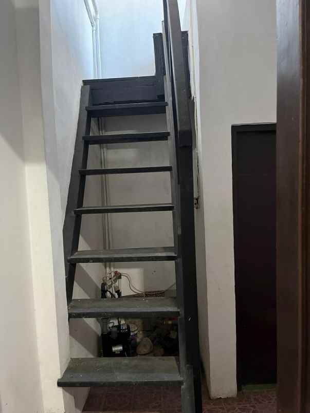 dijual rumah jl cinere raya cinere