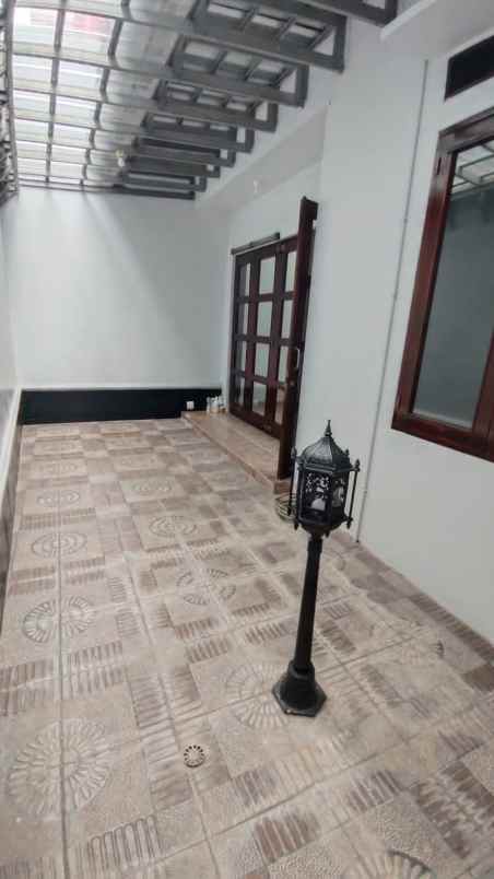 dijual rumah jl cipinang muara duren