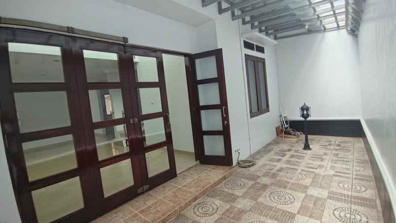 dijual rumah jl cipinang muara duren
