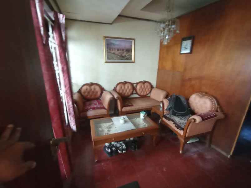 dijual rumah jl depok antapani bandung