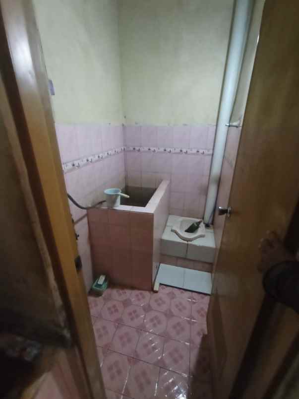 dijual rumah jl depok antapani bandung