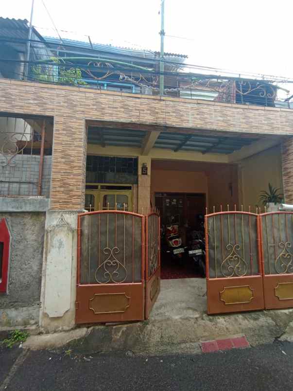 dijual rumah jl depok antapani bandung