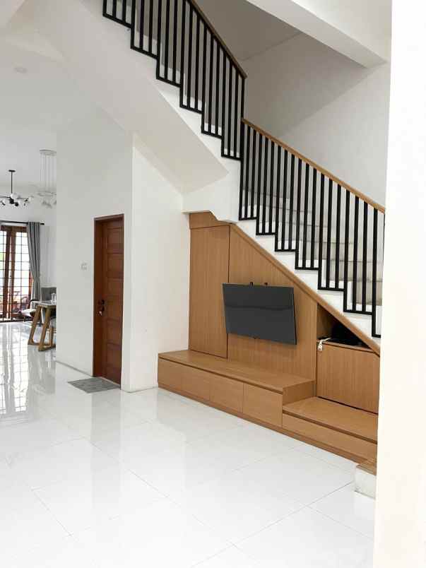 dijual rumah jl duren sawit raya duren