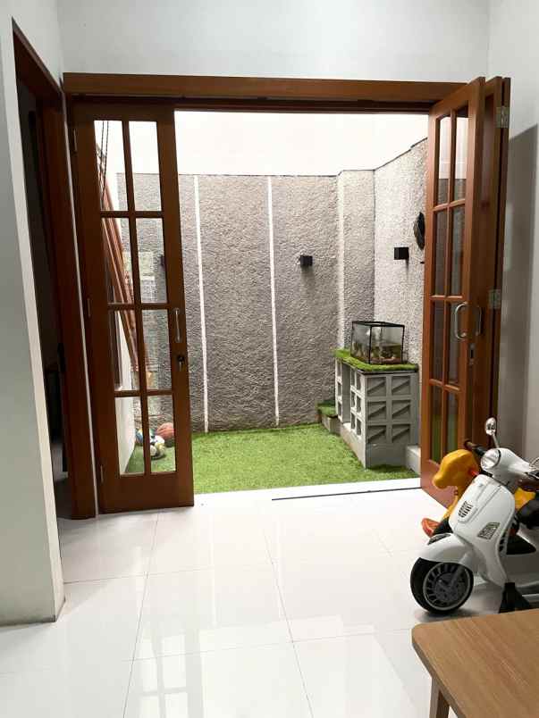 dijual rumah jl duren sawit raya duren