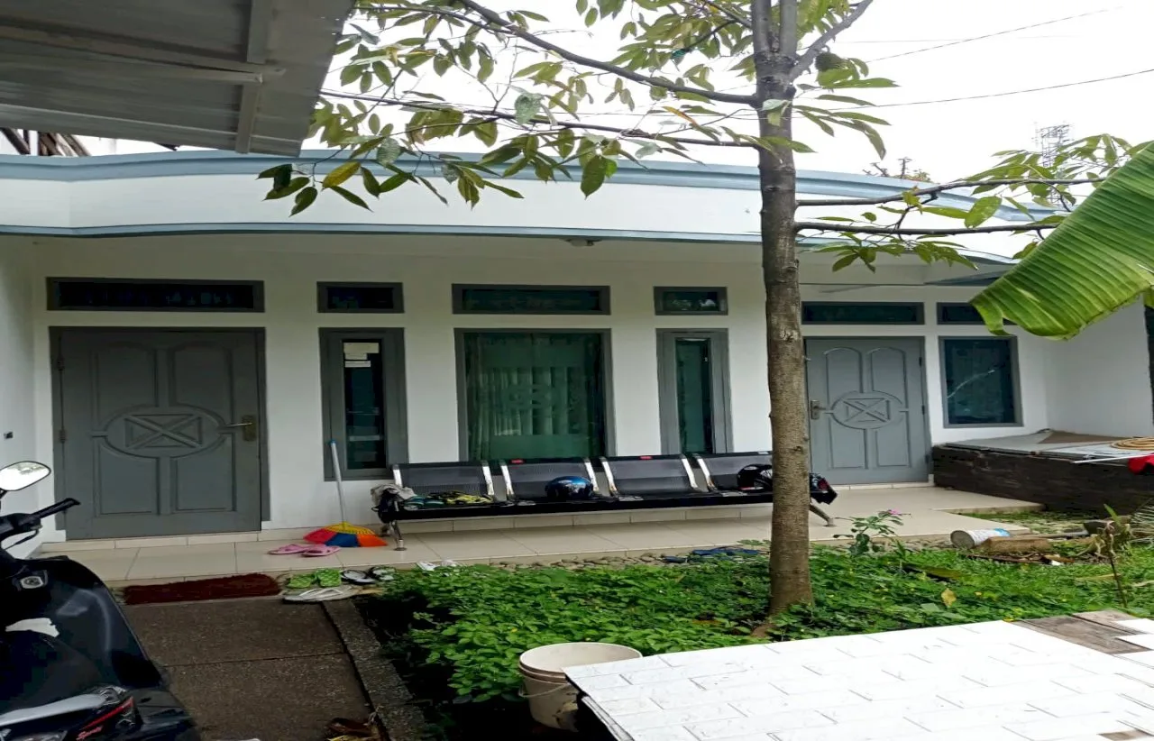 dijual rumah jl gumuruh gatot subroto