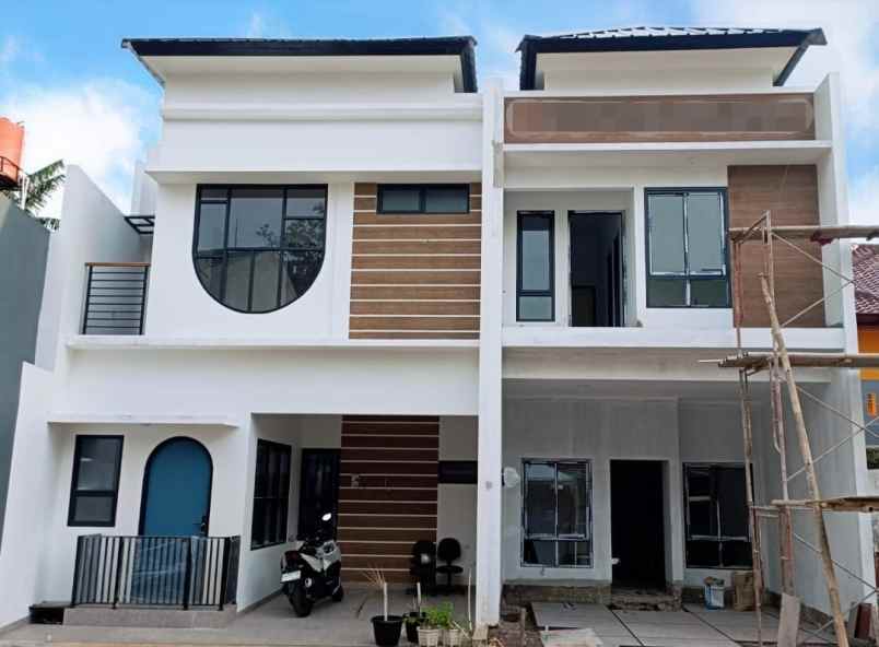 dijual rumah jl jati padang pasar