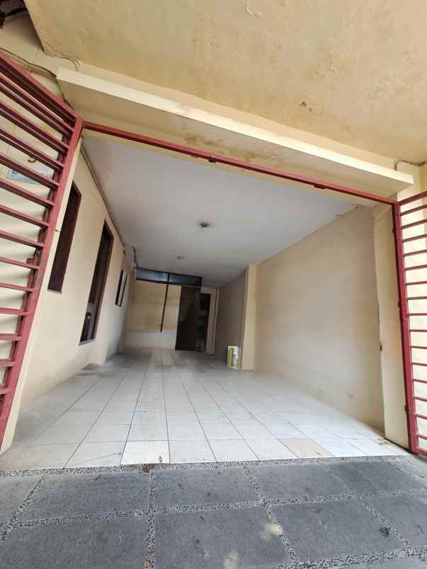 dijual rumah jl kayumanis 1 baru no 9