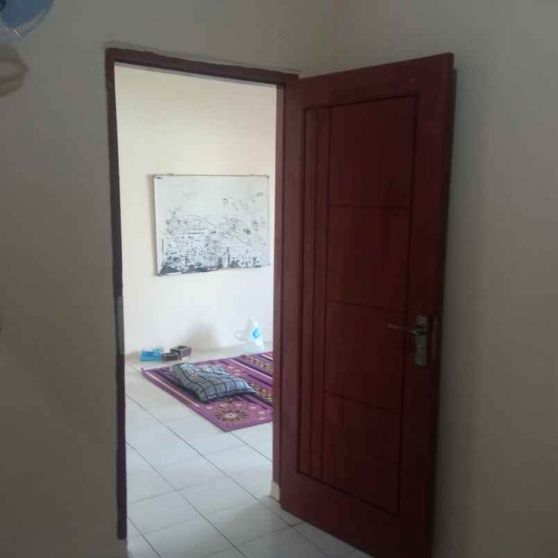 dijual rumah jl kenari sindangheula kec