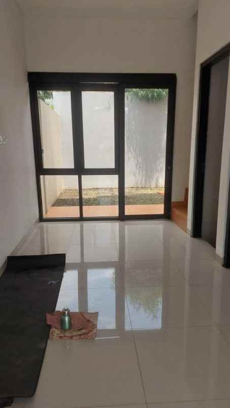 dijual rumah jl kol masturi cimahi