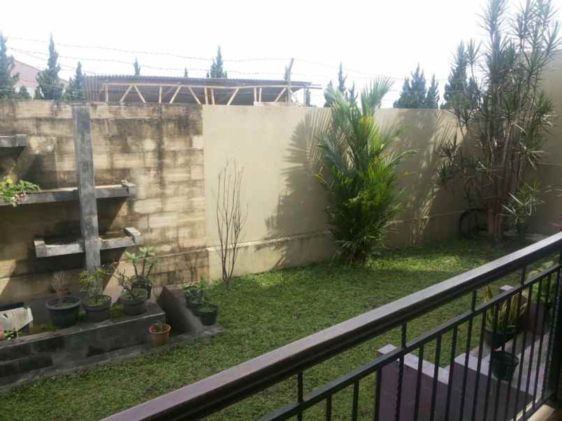 dijual rumah jl kolonel masturi