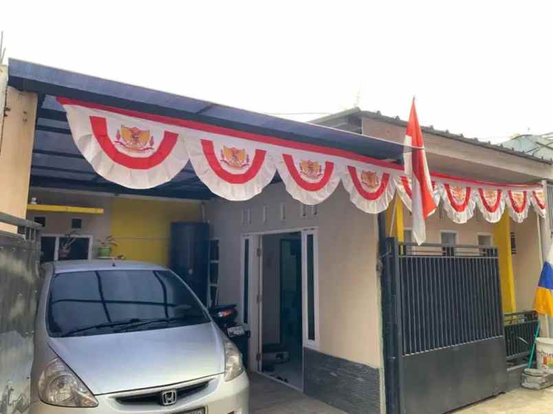 dijual rumah jl lembah teratai