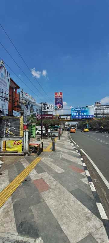dijual rumah jl margonda raya kel depok