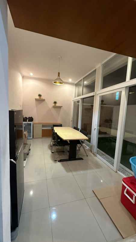 dijual rumah jl mekarwangi kec parongpong