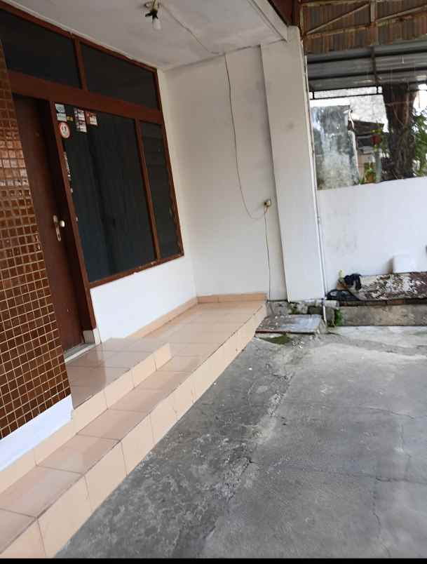 dijual rumah jl muarajeun kidul