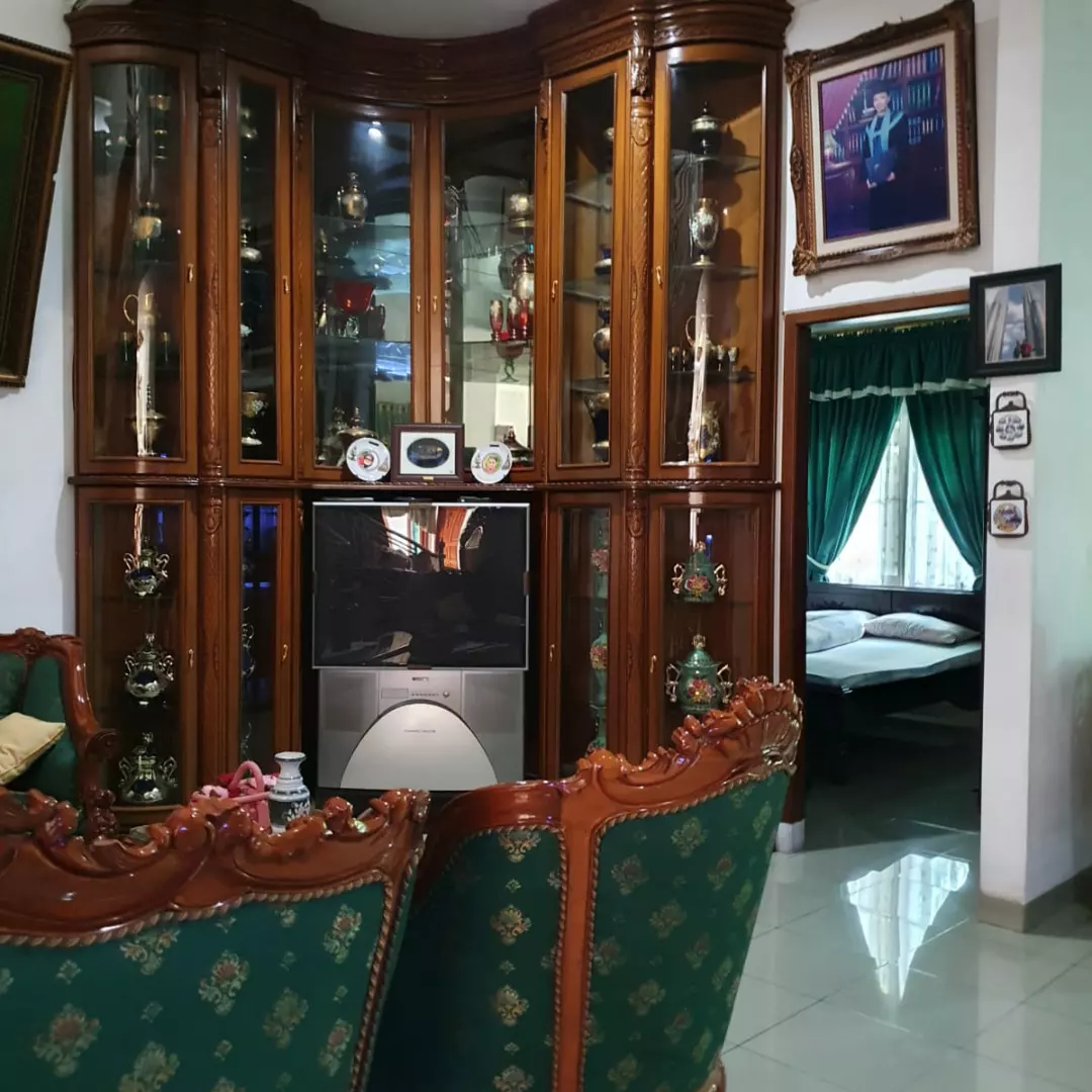 dijual rumah jl pondok kelapa duren