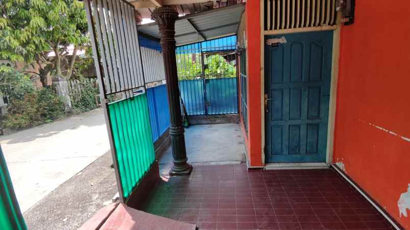 dijual rumah jl rajawali sakti