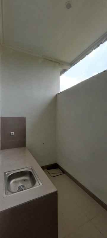 dijual rumah jl raya letjen suprapto