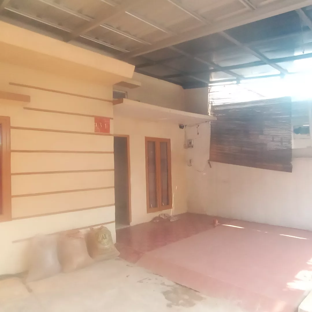 dijual rumah jl raya pahlawan cinangka