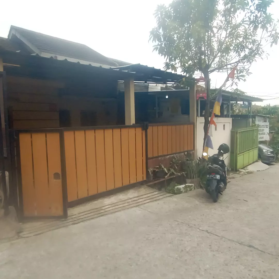 dijual rumah jl raya pahlawan cinangka