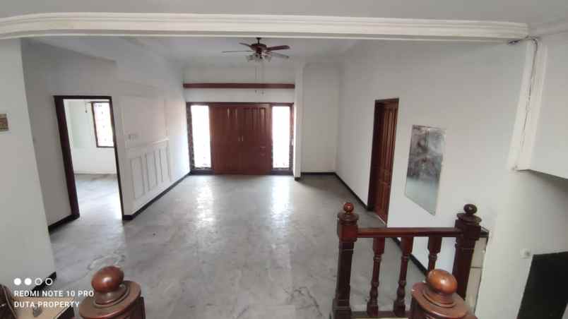 dijual rumah jl soekarno hatta