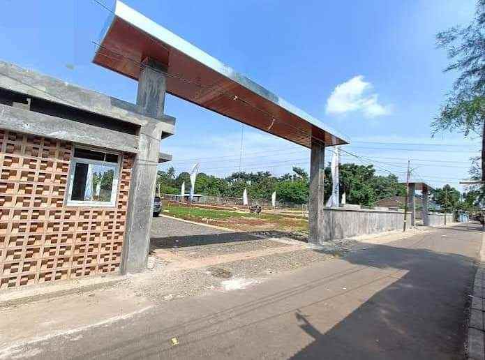 dijual rumah jl sukabakti