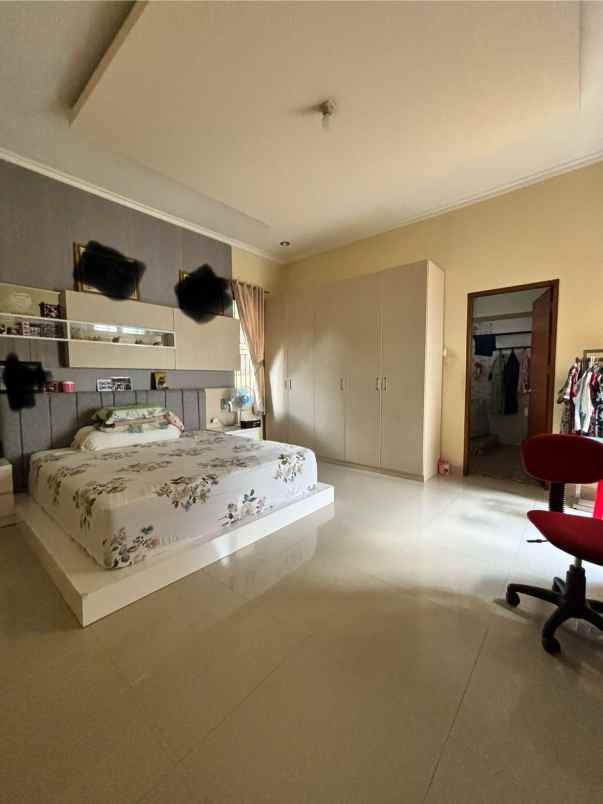 dijual rumah jl taman bougenville 2