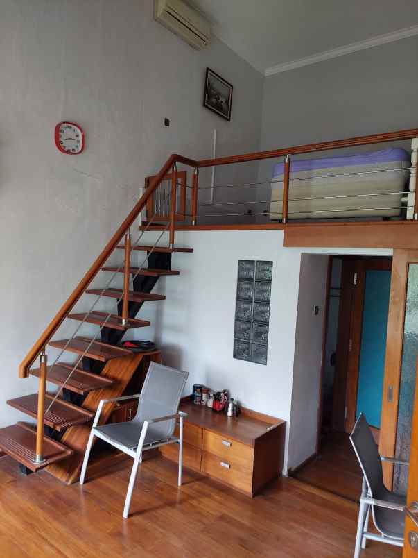 dijual rumah jl villa tidar indah