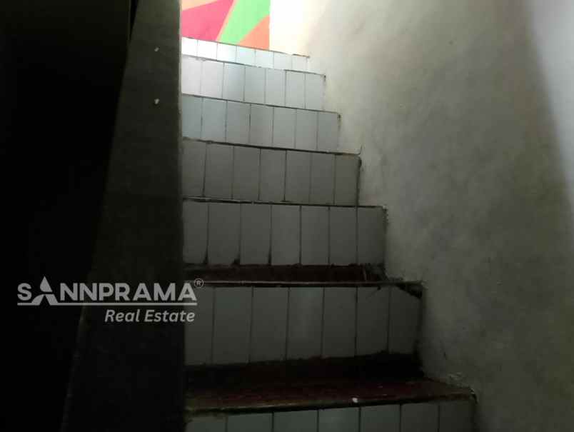 dijual rumah jln raya lenteng agung