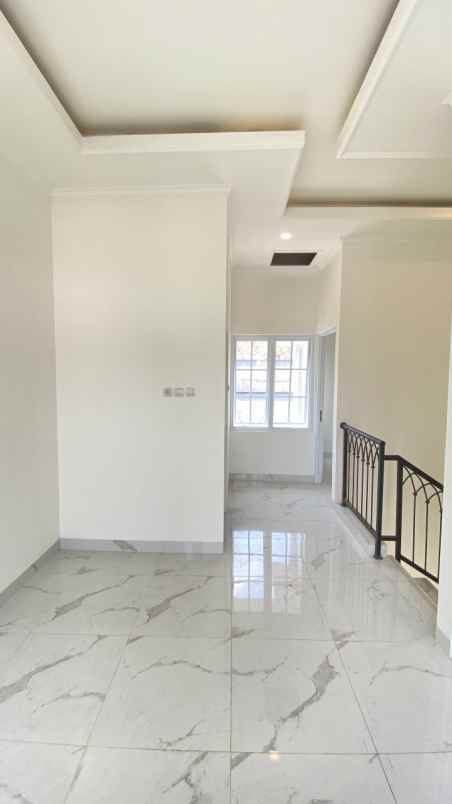 dijual rumah kalimulya belakang rs