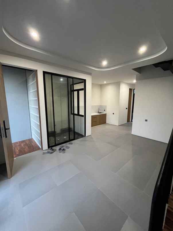 dijual rumah kanso house klampis semolo surabaya timur