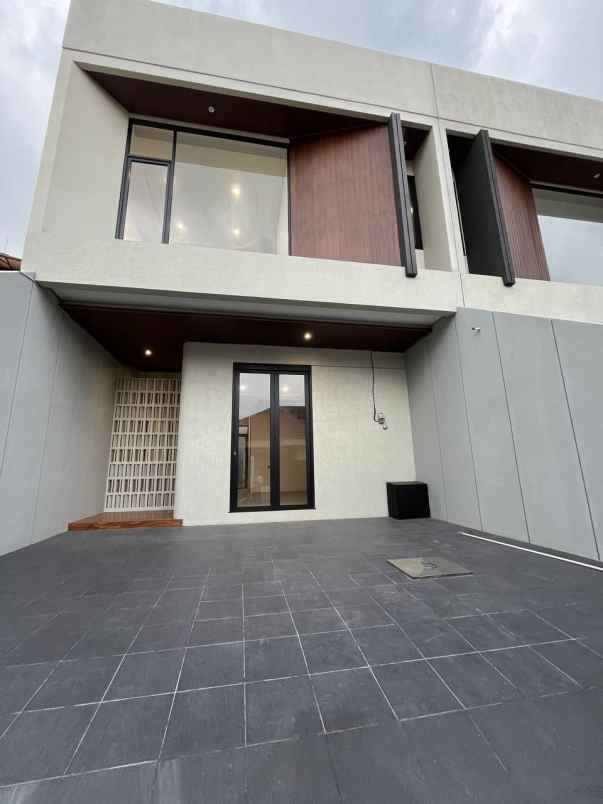 dijual rumah kanso house klampis semolo surabaya timur