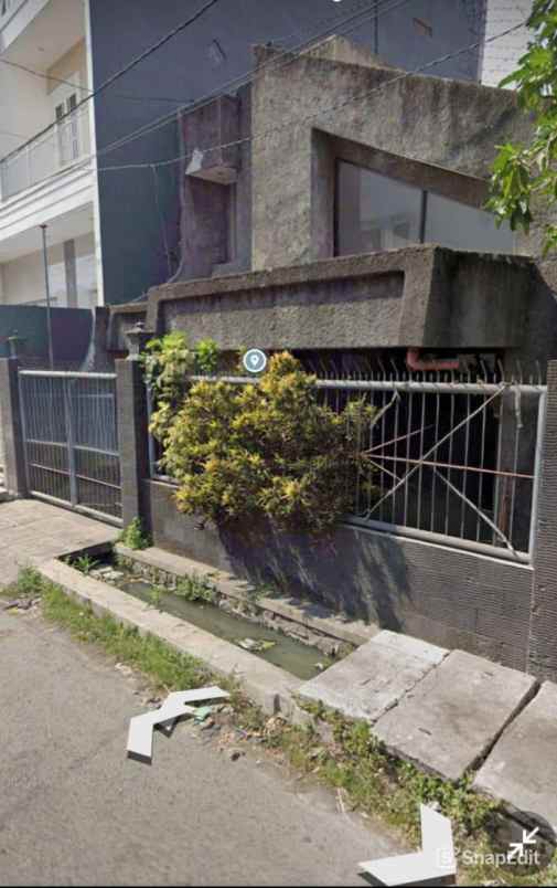 dijual rumah karang asem