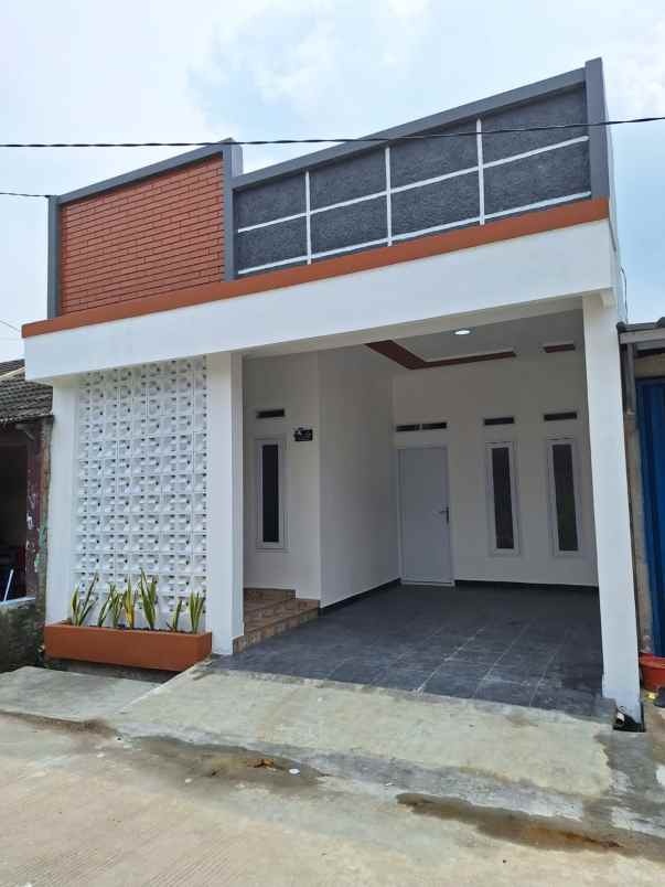 dijual rumah karawang