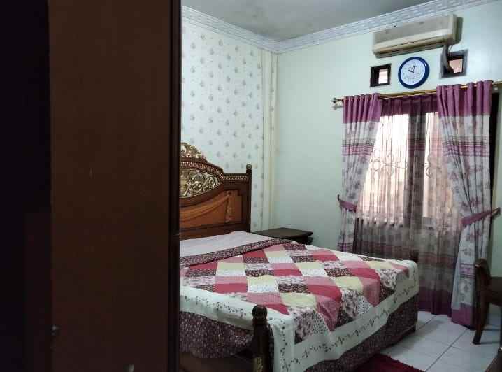 dijual rumah kawaluyaan indah