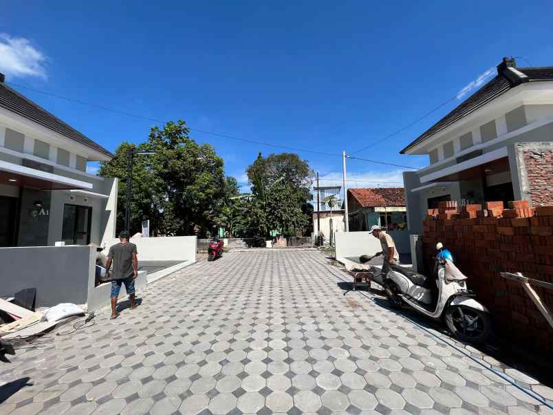 dijual rumah kebondalem kidul prambanan