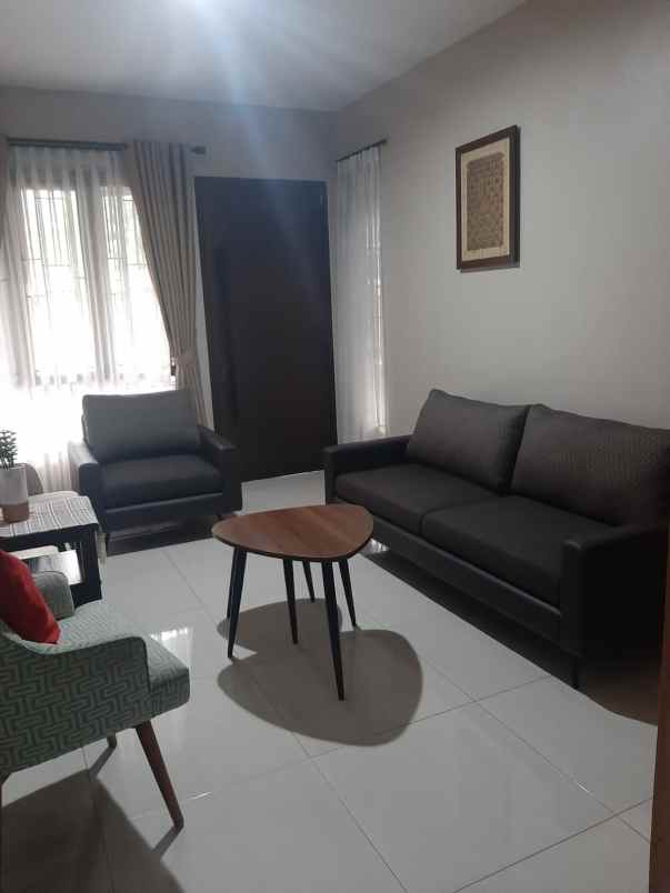 dijual rumah kec cimahi utara