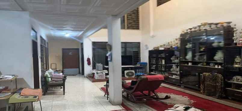 dijual rumah kembar timur