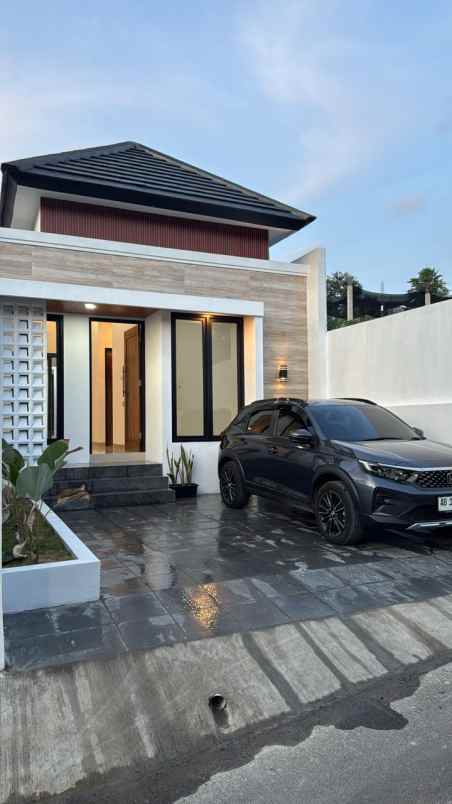 dijual rumah kepitu trimulyo sleman