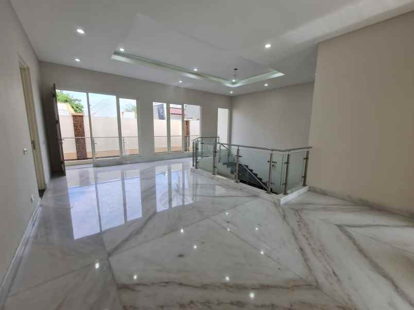 dijual rumah kertajaya indah